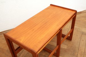 Satztische teak