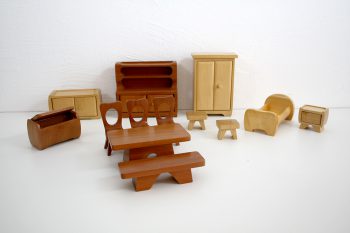 Antonio VItali Puppenhaus Möbel